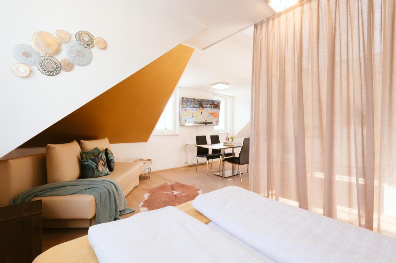 Villa Gelbmann - Ferienwohnungen Velden Velden am Wörthersee Екстериор снимка